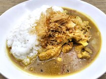 【和風の黄色いカレー】出汁香る「蕎麦屋のカレー」を完全再現！ルウはサラサラ♪豆乳でコクを出そう！