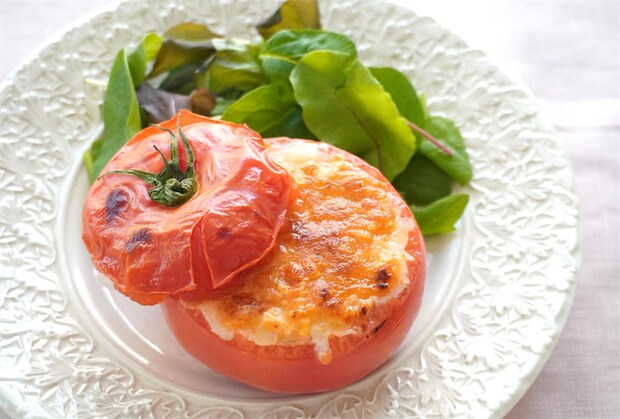 【オシャレシピ】トースターで丸ごとこんがり焼ける「詰め物トマト」作ってみた!柚子胡椒がピリッ♪【農家直伝】