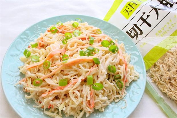 【包丁要らずの切り干し大根料理】水で戻して和えるだけ♪「カニカマと切り干し大根のマヨポン」作ろう!