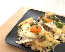 【韓国発の衝撃レシピ】じゃがいも2個、たっぷり使って「ポテトパンケーキ風」作ろう！チーズもたっぷり♡