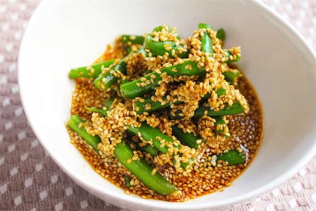 ゴマ70g入りの衝撃♡「いんげんのゴマじょうゆがけ」作ろう!深いコク…からのプチプチ食感が尊い【農家直伝】