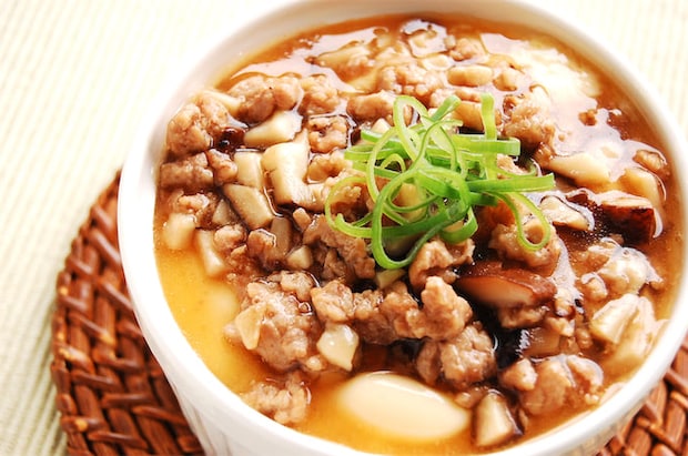 【異色すぎる節約飯】お肉たっぷり餡+茶碗蒸し+ご飯!?とろぷるコラボな「あんかけご飯茶碗蒸し」作ろう