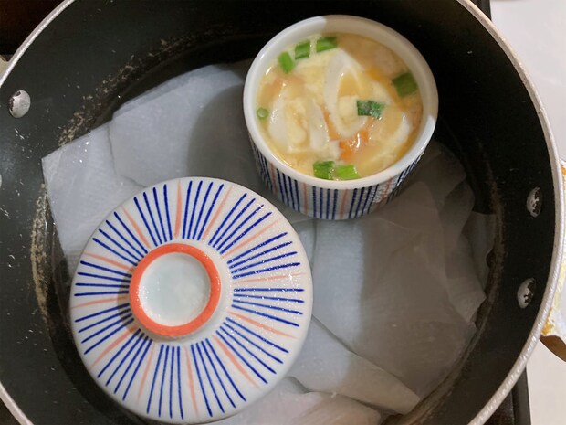 加熱後まだ火が通り切っていない茶碗蒸し