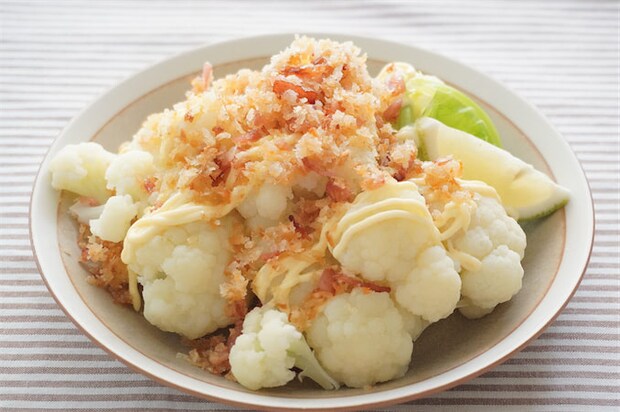 【カリフラワーの無限レシピ】パン粉で「魔法のカリカリソース」作ったら…1株消えたんだが!?【農家直伝】