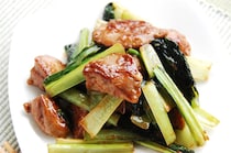 【疲れ目はレバーで労われ！】簡単血抜きで初心者も◎「鶏レバーと小松菜の炒め物」作ってみた♪ふくふく食感♡