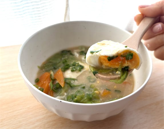 【グレードアップ版みそ汁】キャベツと卵を入れる「粕汁」作ってみた！暑いくらいにあったまるぞ♪