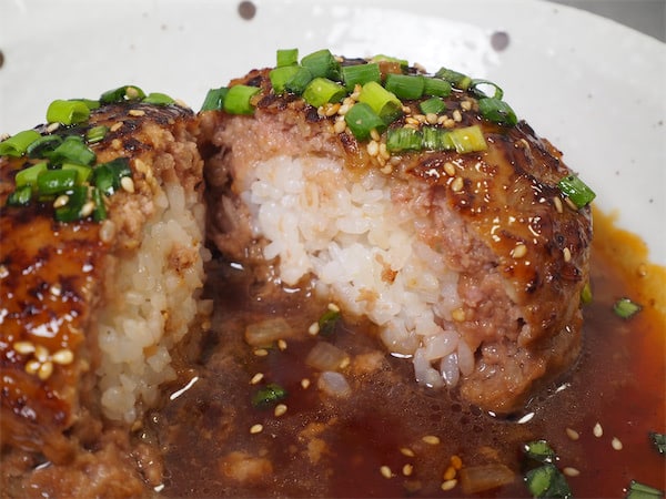 【ハンバーグ研究家】てりやきソースで食欲爆発！わんぱく過ぎる「ご飯★バーグ」に挑戦♪
