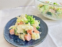 【ポテサラにあの液体加えると…？】しっとりトロトロ♡になるんだって！具を炒めるからコクもある～♪