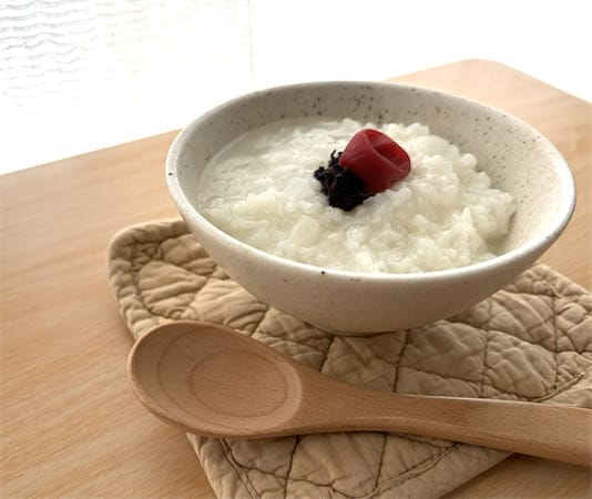 【風邪引きはじめにはコレ】のど痛…発熱…よし「大根と梅干しのお粥」作ろう！サイコロ大根がトロンと優しい♪