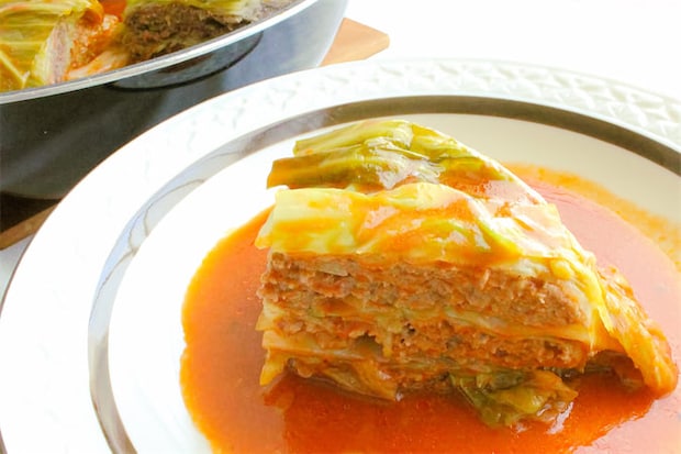 【巻かないロールキャベツ】フライパンで重ねて煮るだけ!トマトジュースで洋食屋さんの味になった話