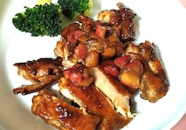 【鶏もも肉×いちご】意外すぎる「鶏のステーキ」作ろう！しょうゆ風味のいちごソース甘酸っぱ♡まさかの白米進む