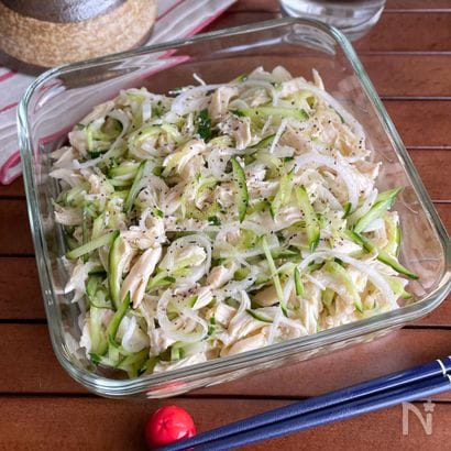 レンジで簡単！ヘルシー副菜「鶏ささみと新玉ねぎのマリネ」