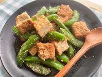 【アップデートゴマ和え】スナップエンドウと厚揚げを「ダブルゴマ」でコク深く和えてみた！豆板醤でピリッ