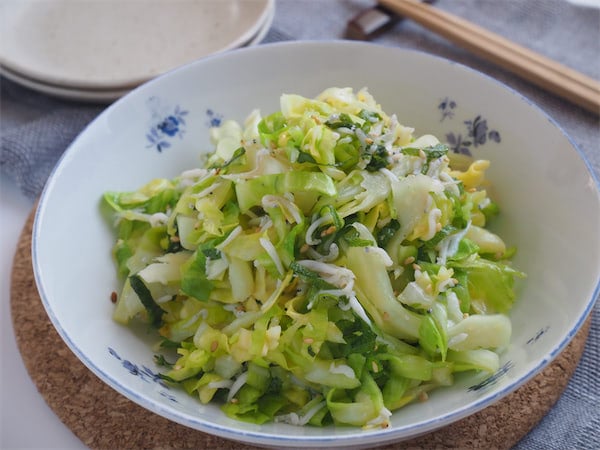 【お湯をかけて甘さ倍増】春キャベツを「青じそ＆しらす」で和えてみた！パーフェクトな旨味バランス♡