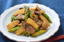 【意外に合う和風味】アスパラを「しょうゆ炒め」にしてみた！すりゴマパラリが決め手♪【長野県の農家直伝】