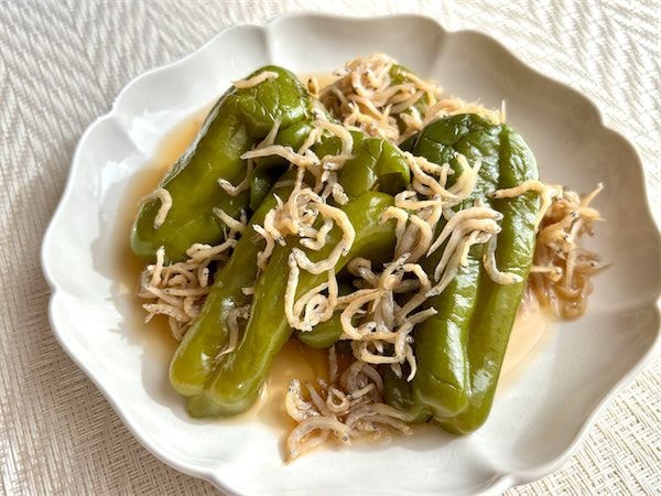 【包丁不要！丸ごと煮】え、ピーマン握りつぶして煮ちゃうの!?種ワタもふにゃんと食感でペロリ完食♡