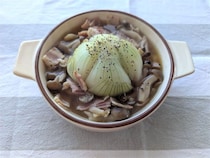 【ひとり1個ペロリ】な「丸ごと玉ねぎポトフ」作ろう！玉ねぎトロットロ～♡材料切ったら鍋任せでOK!?