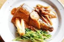 【豪華版サバみそ】ごぼうと煮込んで旨味爆発！野菜たっぷりボリューミーな「サバのみそ煮」作ってみた♪