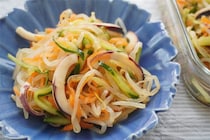【刺激がたまらん！】大人がハマる「イカと野菜のからしあえ」作ってみた！ツーンとシャキ食感♪【農家直伝】