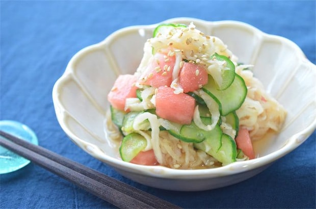 【赤い部分を酢の物に!?】まるで冷麺♪「すいかと切り干し大根ときゅうりの酢のもの」作ってみた!【農家直伝】