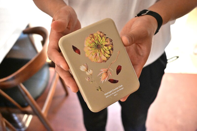 【神戸・御影】店先にお菓子の自動販売機!?「Midnight Cookie Club」の絶品焼き菓子とパフェ体験