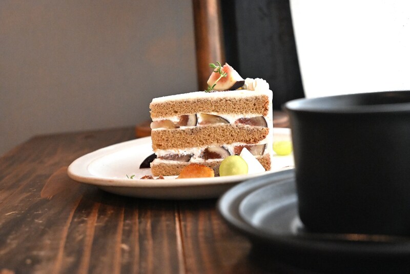 【大阪・中崎町】旬をまるごと味わう!夫婦で営む「nichi nichi BAKE(ニチニチベイク)」で出会うできたてケーキの幸せ時間