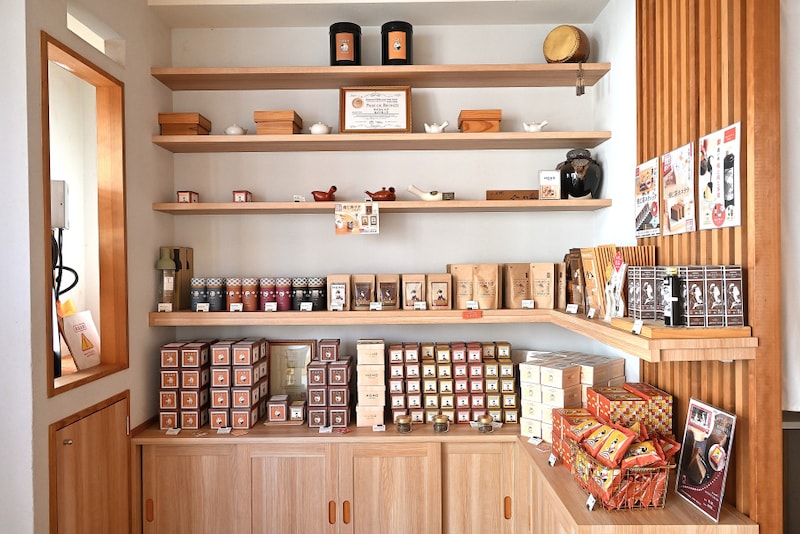 【京都・宇治】抹茶だけじゃない!話題沸騰の「HOHO HOJICHA」でほうじ茶の新世界を体験