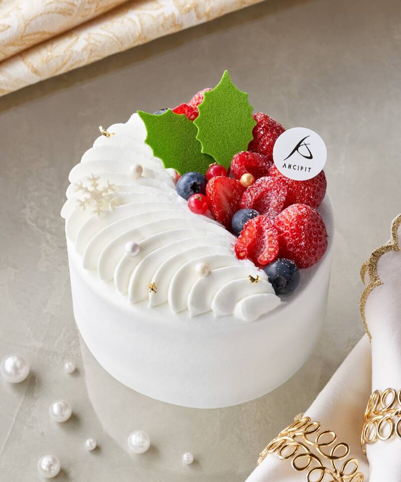 2025年最新。名パティスリーが集結！伊勢丹新宿店のクリスマスケーキ6選