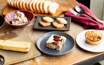 全チーズ好き注目！？成城石井全店で開催「立冬フェア」ワインに合わせたい！本格チーズスイーツとは