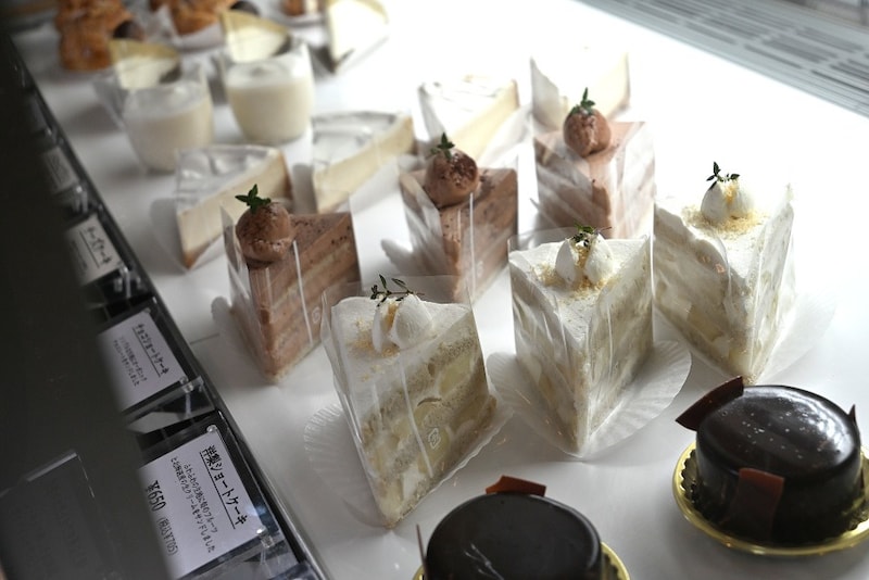 【兵庫・宝塚】期待の新星「すず菓子店」。あの名店出身パティシエが手がける“やさしすぎるお菓子”とは?