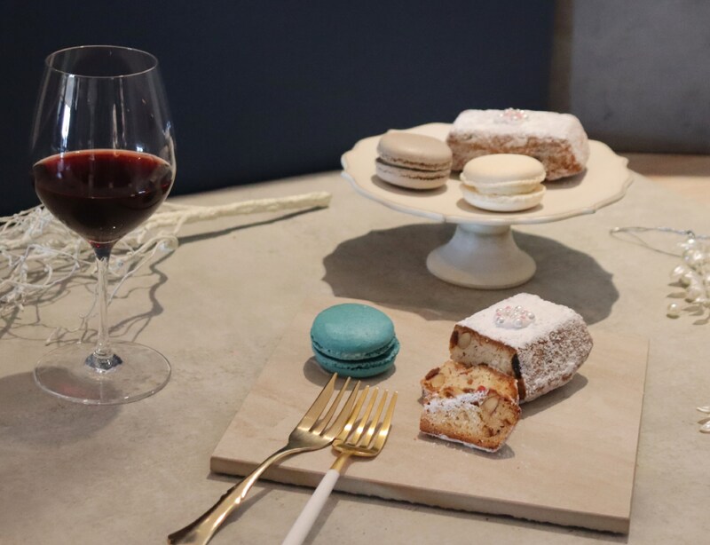 <新商品>【冷凍】1665 STOLLEN & MACARON シュトーレンとマカロン詰合せ 冬仕立て
2,800円(税込)