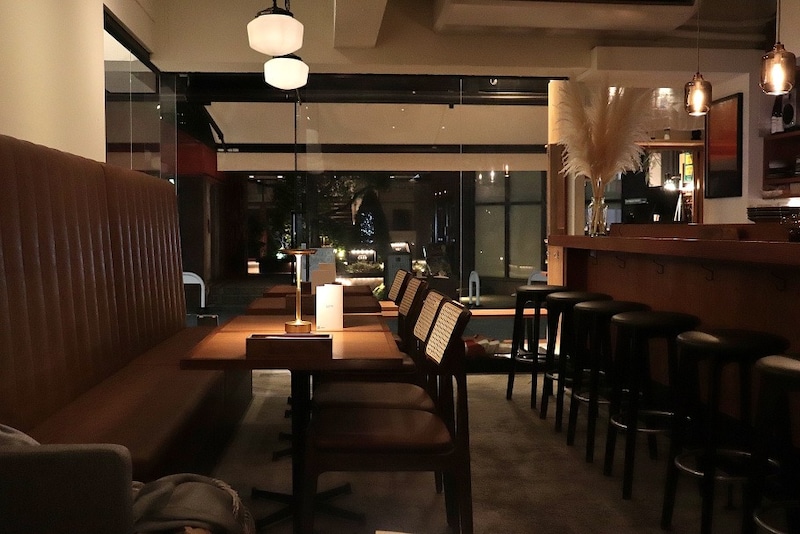 【大阪・堀江】裏路地に佇む、クレープビストロ「bōTH(ボス)」。お酒×クレープの夜飲みにもおすすめなワケとは!?