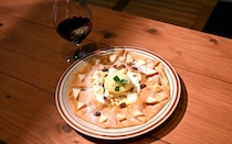 【大阪・堀江】裏路地に佇む、クレープビストロ「bōTH（ボス）」お酒×クレープの夜飲みにもおすすめなワケとは！？