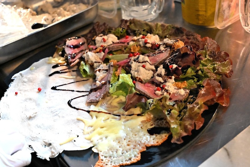 【大阪・谷六】衝撃のボリューム＆美しさ！話題沸騰「ROLMON（ロルモン）」の2号店が谷町にオープン。贅沢すぎるクレープ＆ガレット体験を