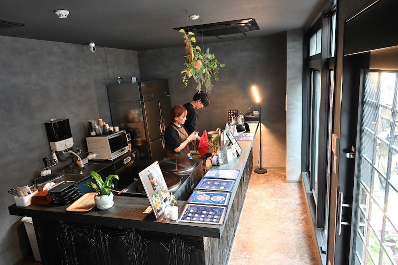 【大阪・谷六】衝撃のボリューム＆美しさ！話題沸騰「ROLMON（ロルモン）」の2号店が谷町にオープン。贅沢すぎるクレープ＆ガレット体験を