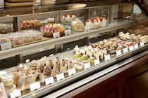 思わず笑みがこぼれる味。「COLOLIE（クロリア）」（埼玉・志木）のパティシエ夫婦が作るケーキとパフェを求めて