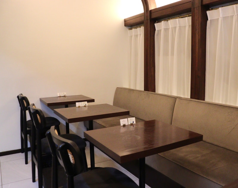 ARTISAN LIENのカフェスペース