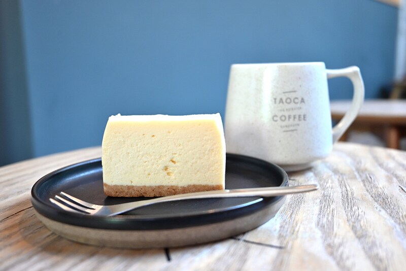 BRANTA BAKESTOREのチーズケーキ