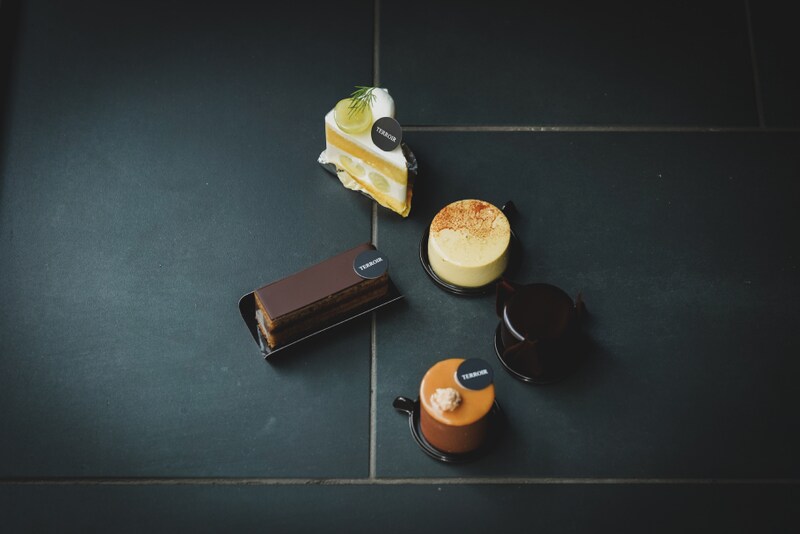 TERROIR by Daichi Okunoのケーキ