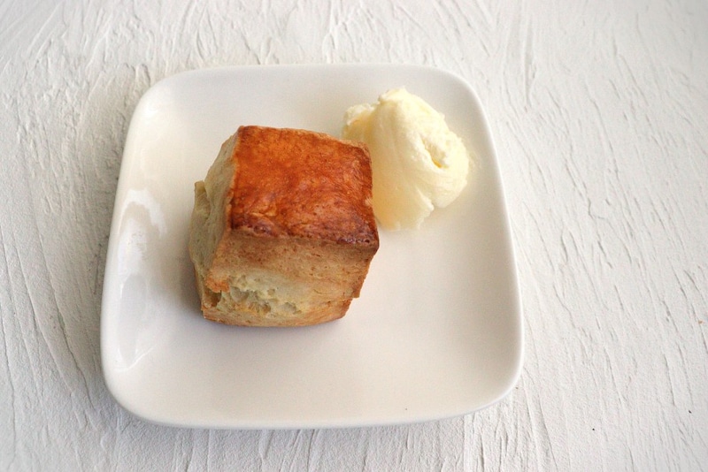 プレーン スコーンとバタークリーム