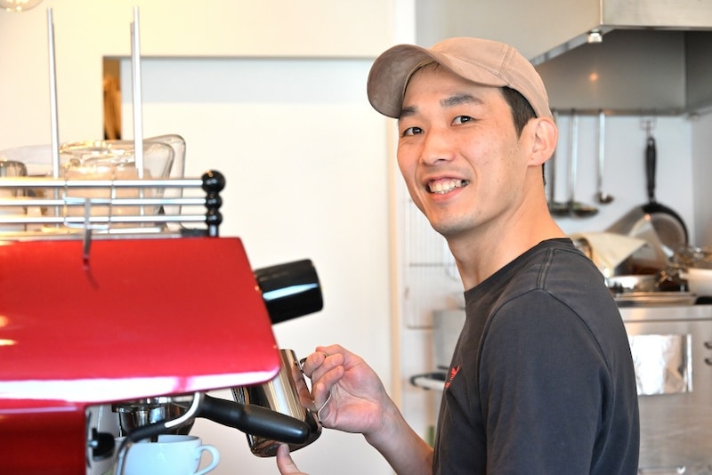 Dimple Port Coffeeのオーナー