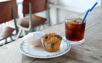 【東京・恵比寿】リノベーション古民家で、地域に愛されるコーヒーショップを。リニューアルオープンした「HAPPY HOUR（ハッピーアワー）」で朝の焼き菓子とコーヒーを楽しむ