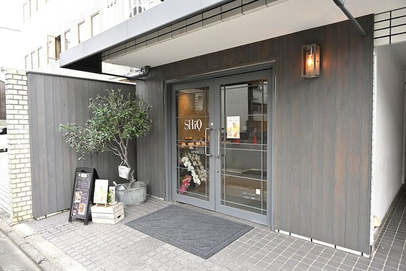 SHiQ(シック)の外観