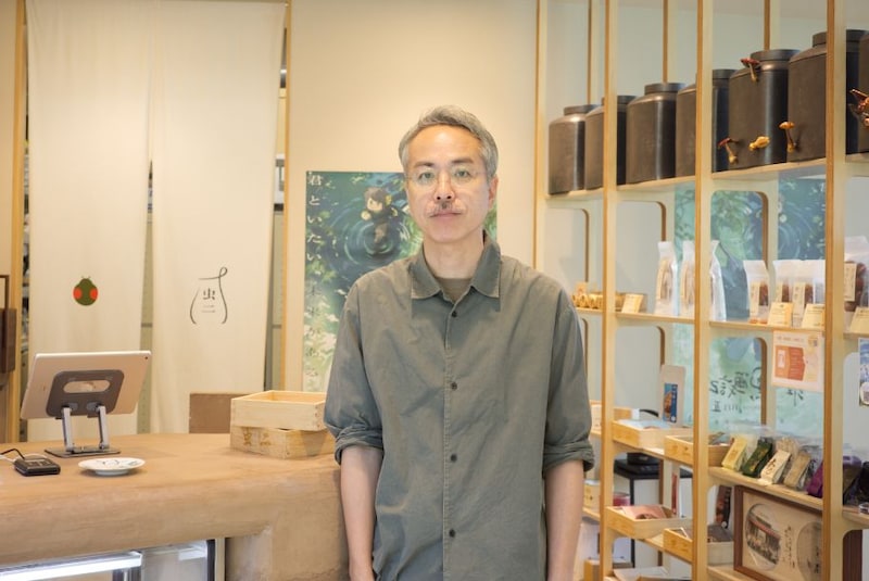 虫二オーナーの向井さん