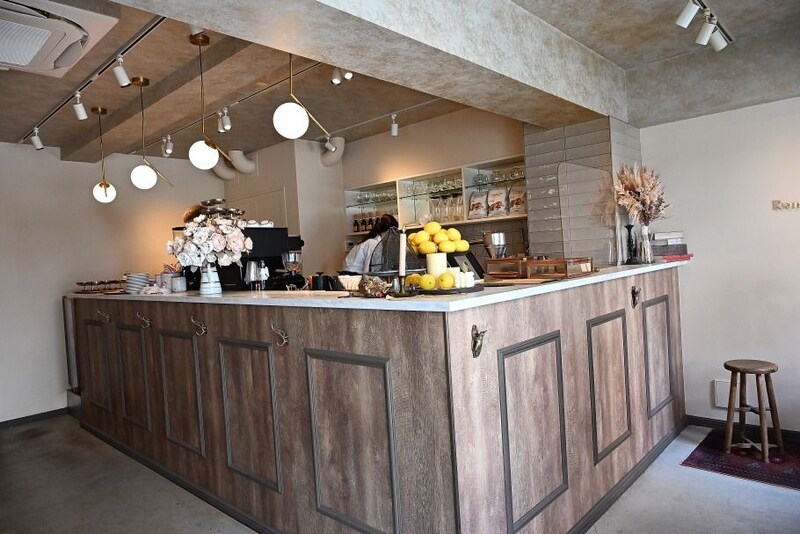 Rond sucre cafe（ロンシュクレカフェ）の内観