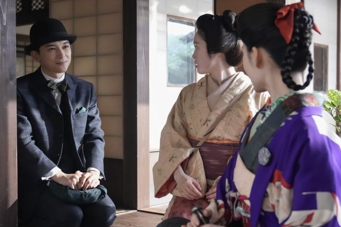 最新回の朝ドラ「ばけばけ」ウラの見所~錦織(吉沢亮)、すっかり笑いのわかる男に。“ささやき女将”ばりの振る舞いがもう最高!