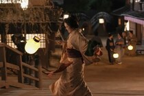 最新回の朝ドラ「ばけばけ」ウラの見所～ヘブンの可愛いキツネポーズを見逃さなかった！トキと“始まりそうな予感”にほっこり