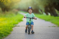 私の子どもは見えてないの？ 写真がない孫の存在…義母の“愛情の序列”を思い知った母の決意