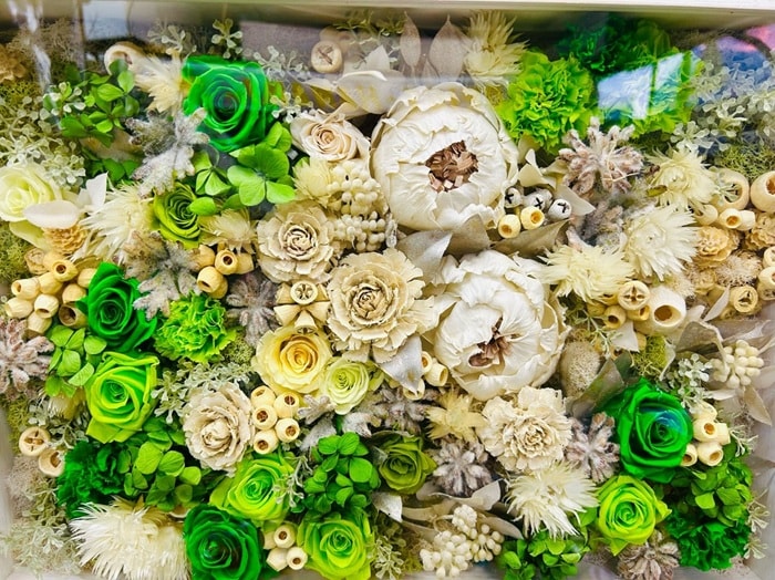 ズボラ女にこそ威力を発揮！年末の強い味方「ドライフラワー」の底力を見よ。“風水的にNG”は勘違い？