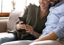 国際カップルってどう出会うの？ 聖書の会がきっかけ、初対面まで5ヵ月…日本と違う「海外の恋愛事情」を聞いた